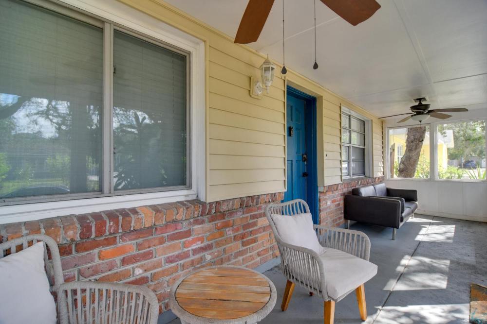 4 Mi to Dtwn Pet-Friendly Tampa Retreat